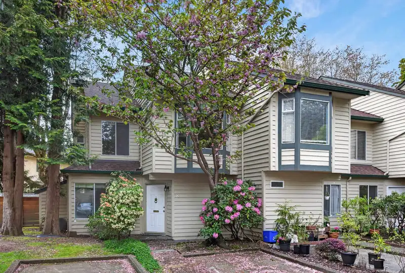 8 7611 MOFFATT ROAD - photo 1 of 20