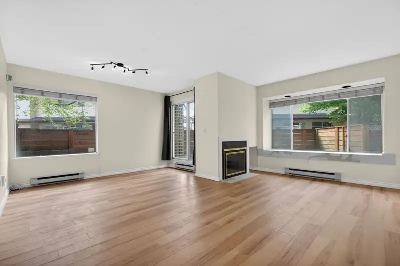 8 7611 MOFFATT ROAD - photo 2 of 20