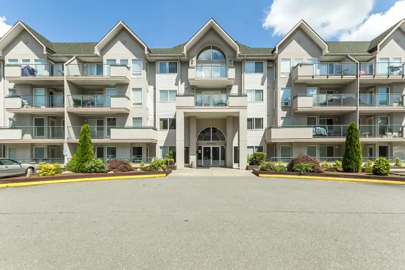 314 33738 KING ROAD - photo 2 of 37