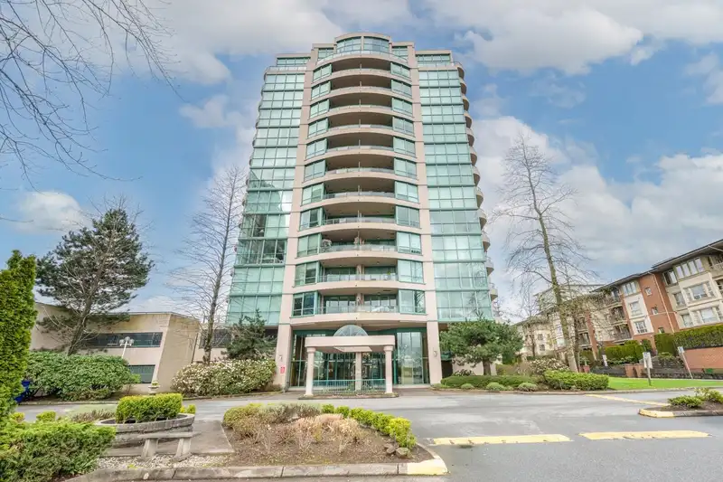 808 8871 LANSDOWNE ROAD - photo 1 of 14