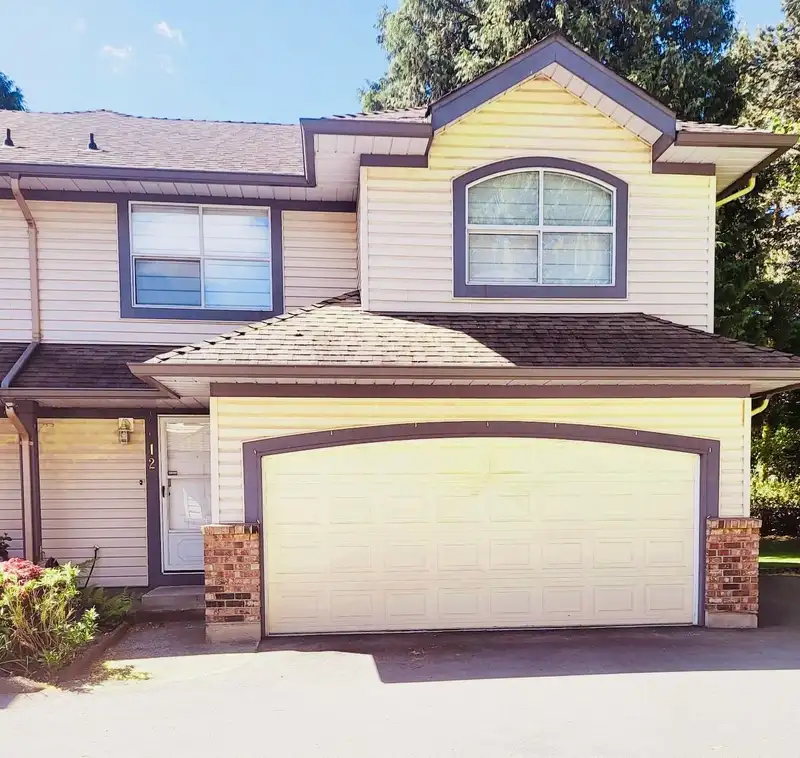 12 8257 121A STREET - photo 1 of 33