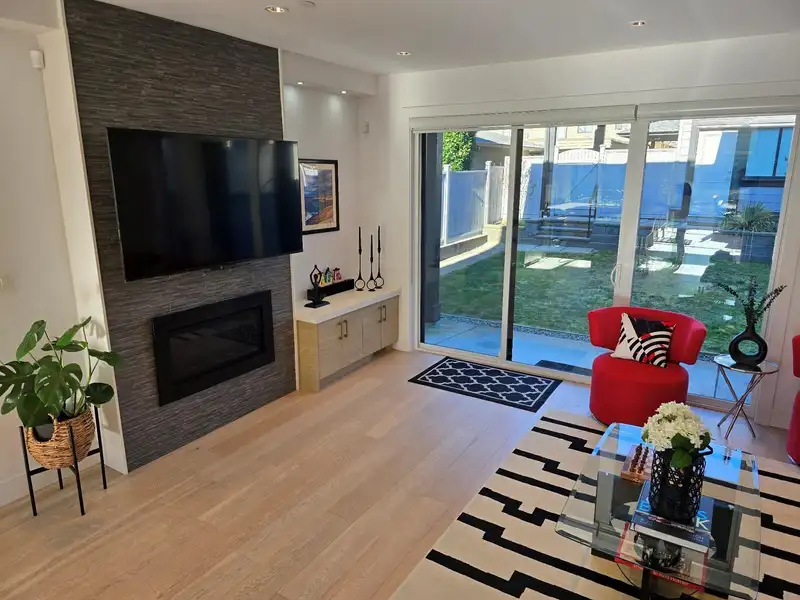 212 E 21ST STREET - photo 2 of 37