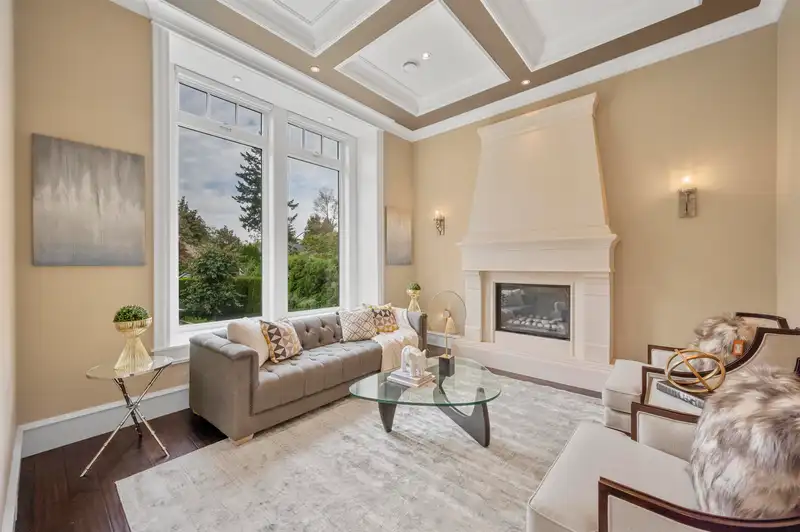 6118 GORDON AVENUE - photo 3 of 25