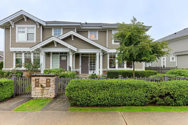 10 10500 DELSOM CRESCENT - photo 1 of 40