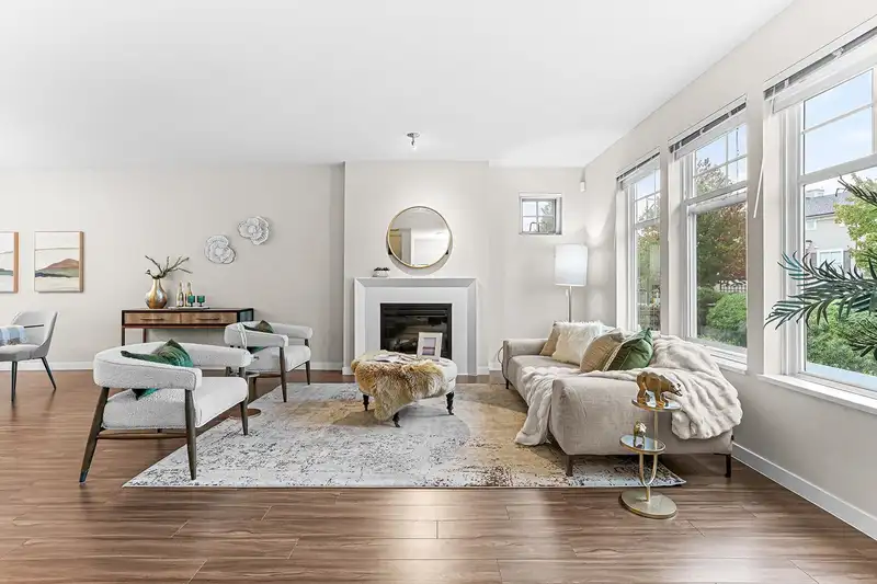 10 10500 DELSOM CRESCENT - photo 4 of 40