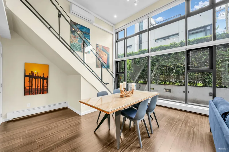 103 6311 CAMBIE STREET - photo 1 of 25