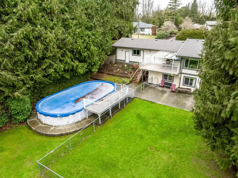 4246 BRIDGEVIEW STREET - photo 3 of 40