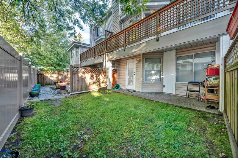 3 7875 122 STREET - photo 3 of 29
