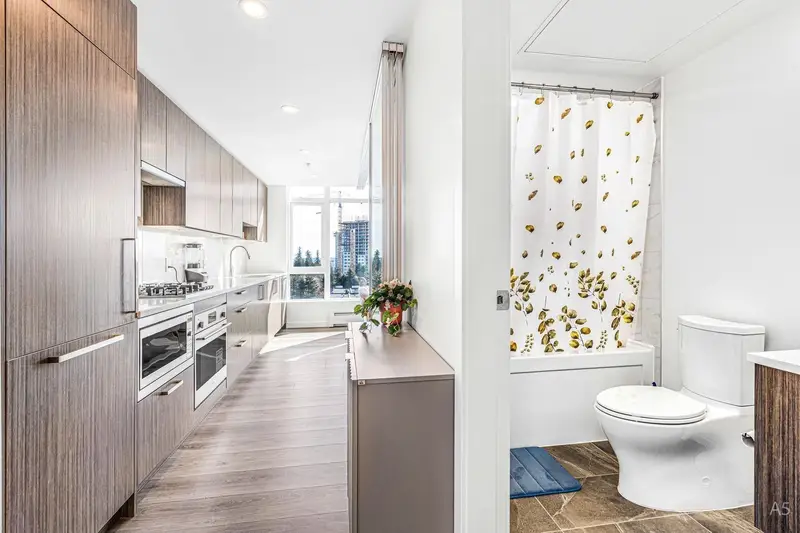 913 13350 CENTRAL AVENUE - photo 4 of 21