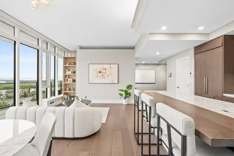 1803 8588 CORNISH STREET - photo 3 of 38
