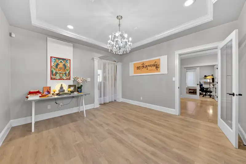 7257 197B STREET - photo 4 of 40