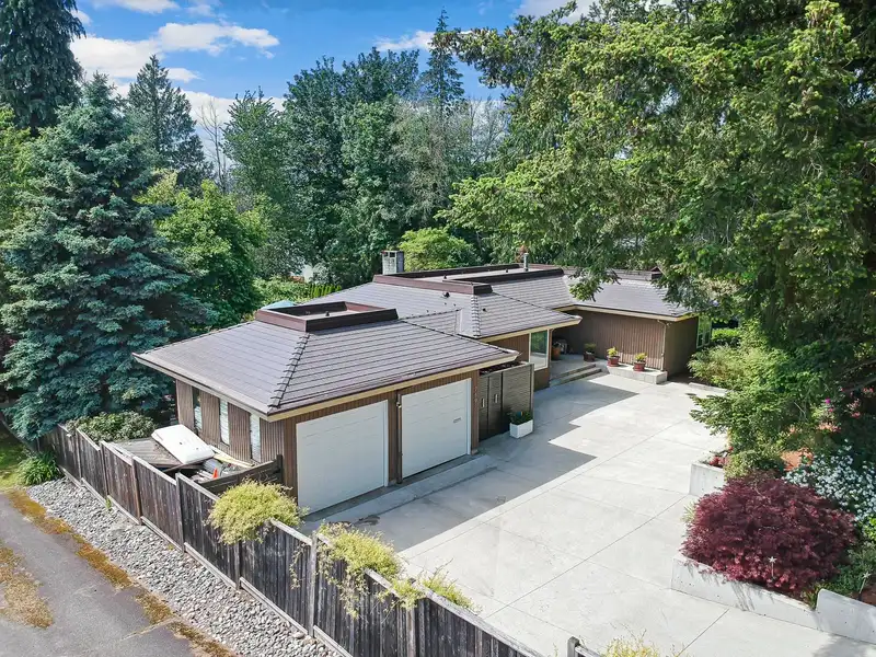 7691 PETERSON STREET - photo 2 of 40