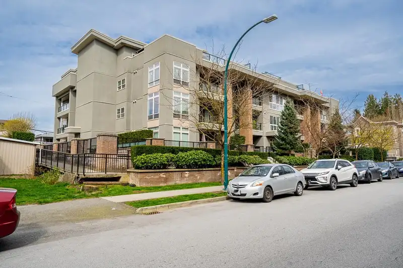 108 2349 WELCHER AVENUE - photo 1 of 26