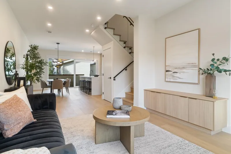 1937 TEMPLETON DRIVE - photo 4 of 25