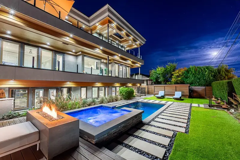 15567 PACIFIC AVENUE - photo 1 of 25