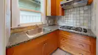 3351 POINT AVENUE - thumbnail 3