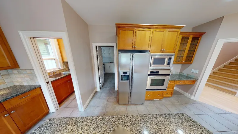 3351 POINT AVENUE - photo 4 of 25