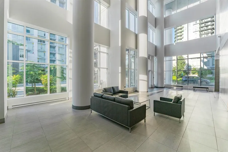 1104 4900 LENNOX LANE - photo 3 of 25