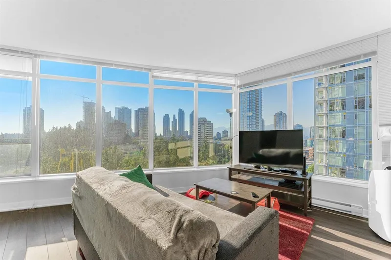 1104 4900 LENNOX LANE - photo 4 of 25