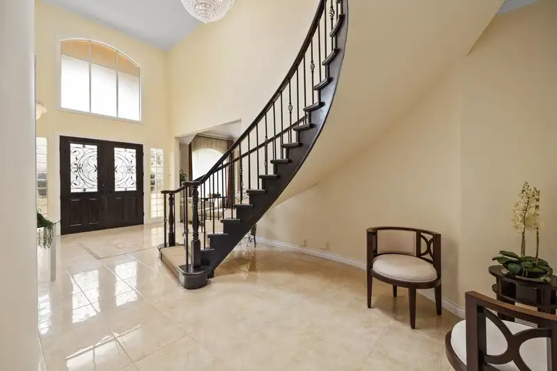9171 DOLPHIN AVENUE - photo 3 of 40