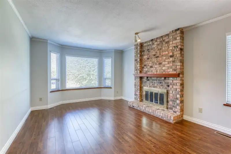 13095 65A AVENUE - photo 3 of 34