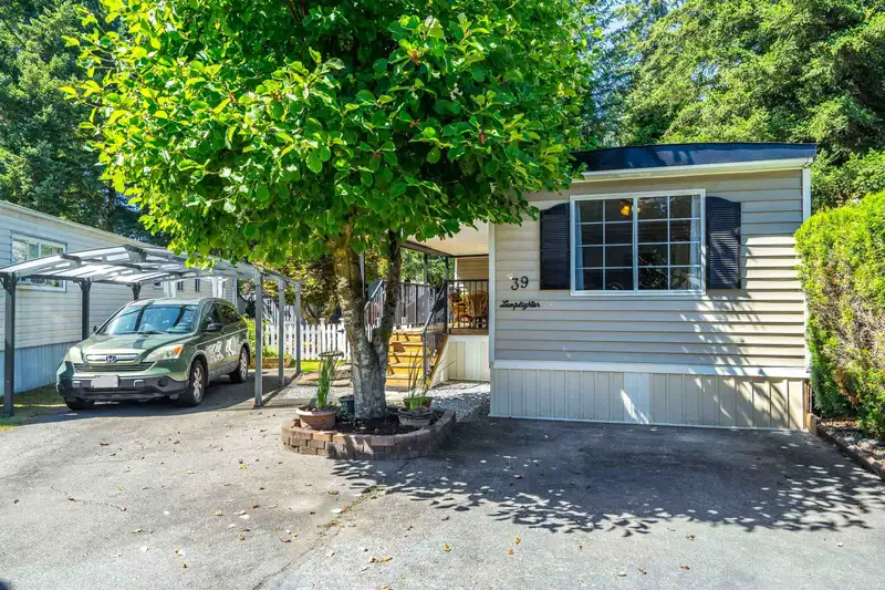 39 9080 198 STREET - photo 2 of 39