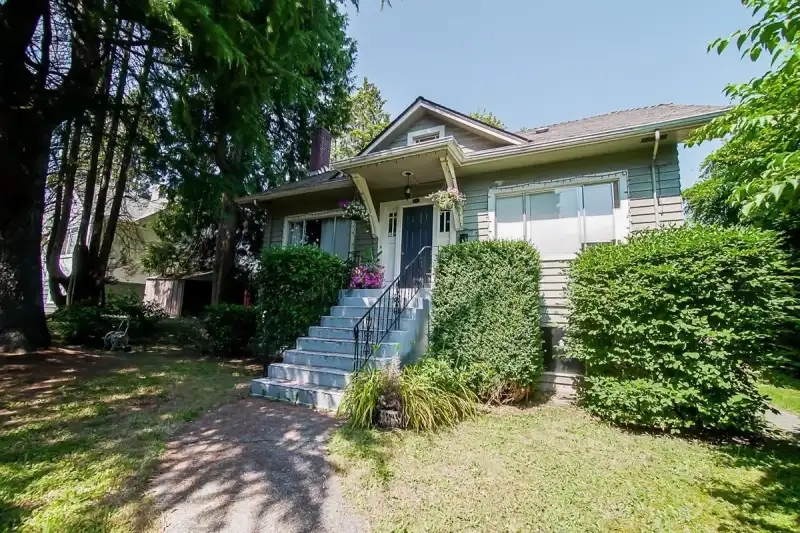 807 SANGSTER PLACE - photo 1 of 21