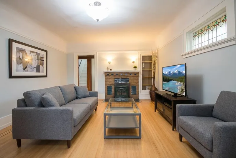 2223 GRAVELEY STREET - photo 4 of 25