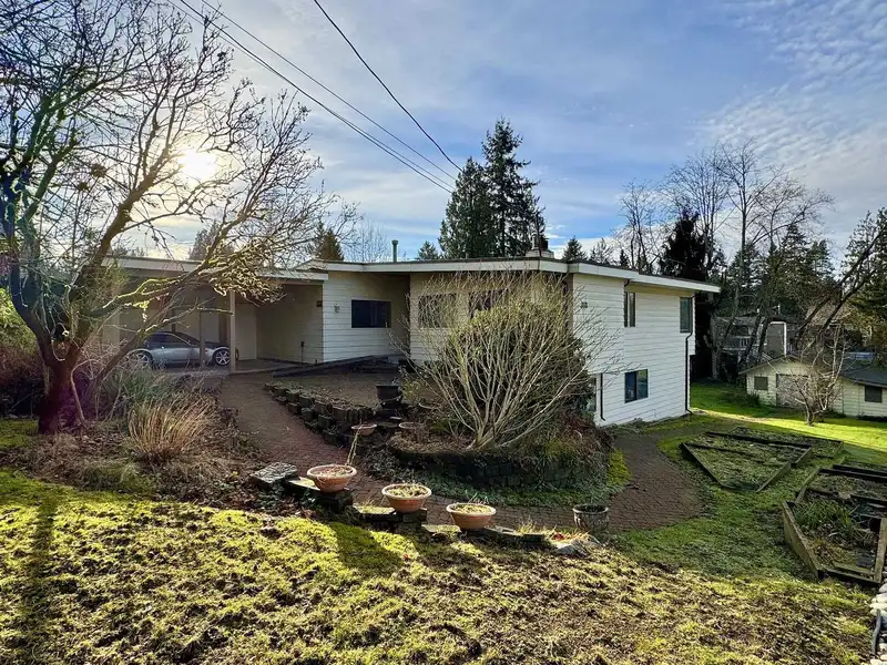 4731 210 STREET - photo 3 of 34
