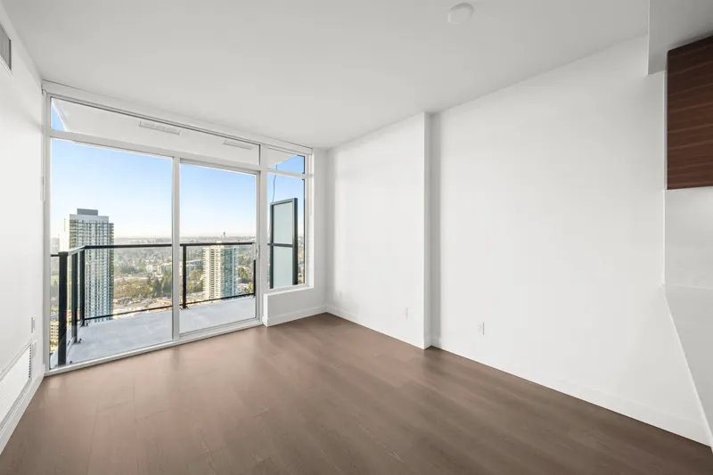 3011 13745 GEORGE JUNCTION - photo 1 of 25