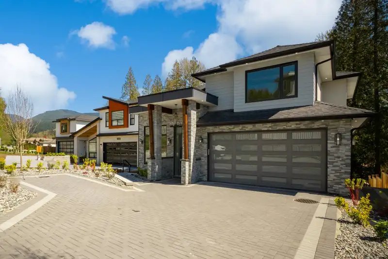 1407 PIPELINE PLACE - photo 2 of 40