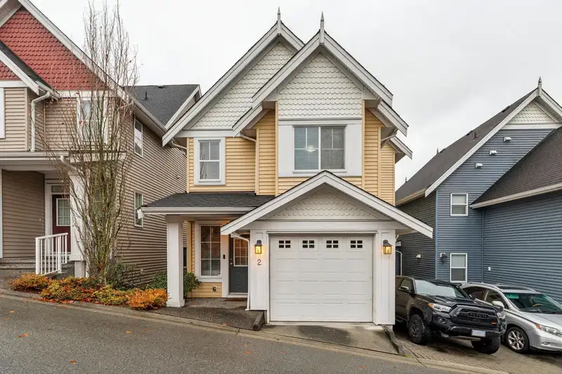 2 312 CASEY STREET - photo 1 of 36