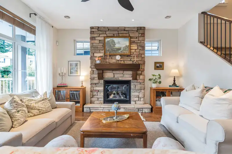 6 45241 NICOMEN CRESCENT - photo 4 of 40
