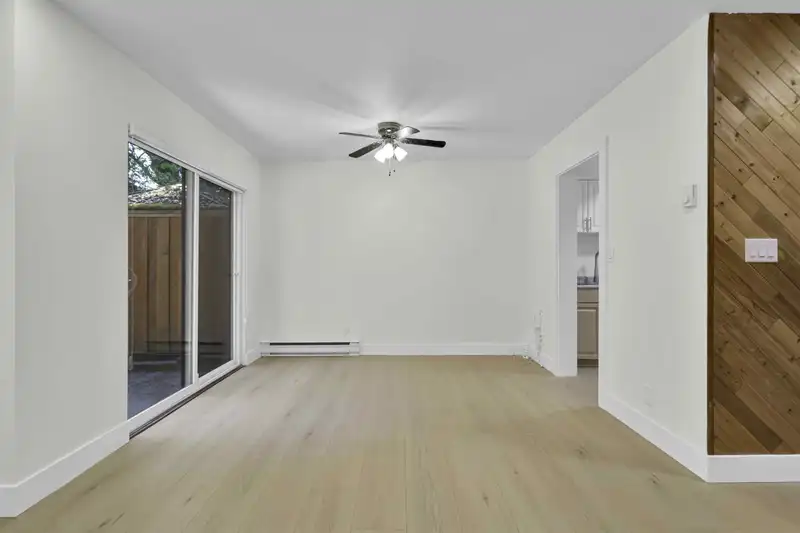14 13990 74 AVENUE - photo 4 of 40
