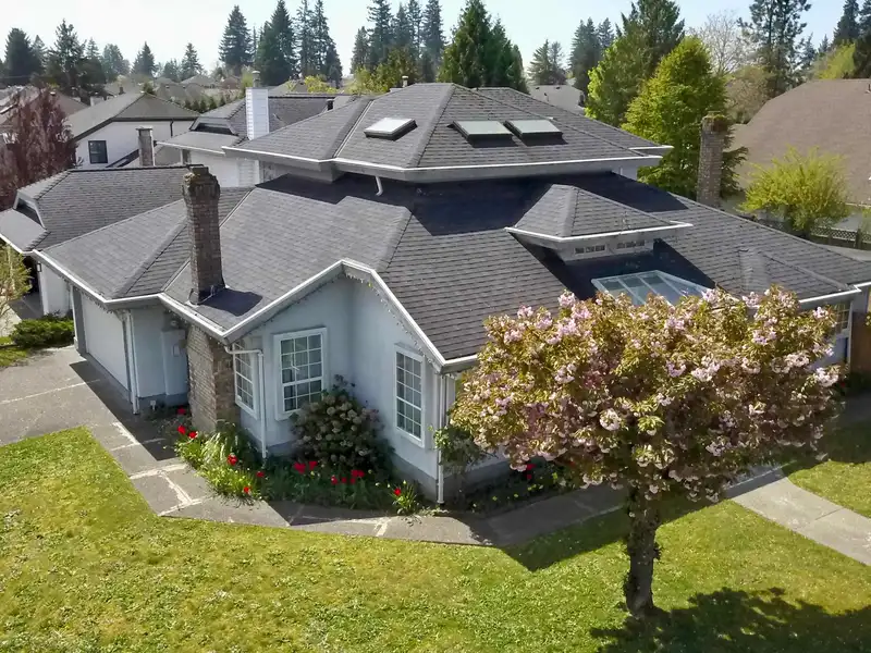 1888 WALNUT CRESCENT - photo 1 of 26