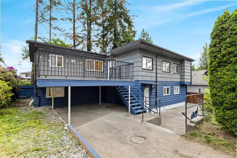 3755 COAST MERIDIAN ROAD - photo 2 of 40