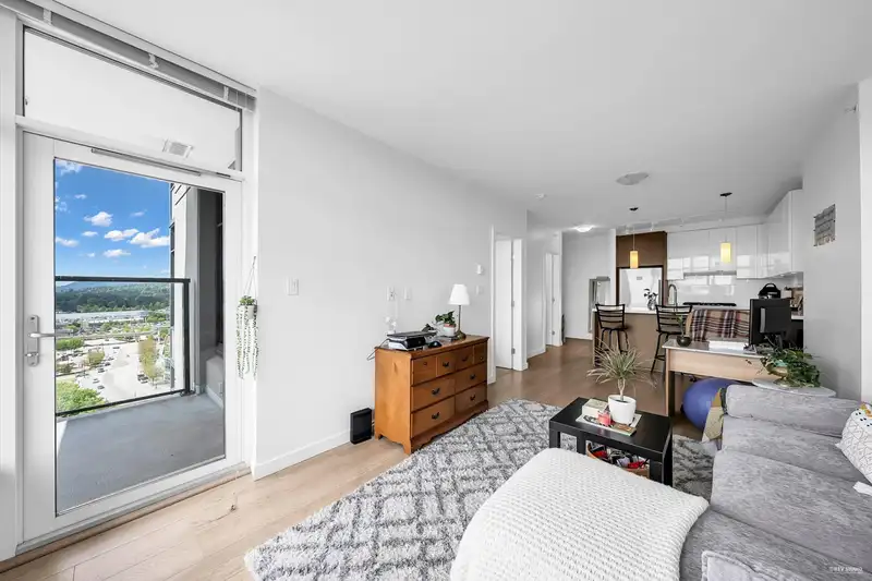 1906 3080 LINCOLN AVENUE - photo 3 of 32