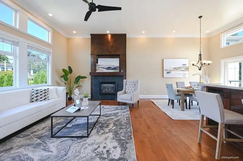 14476 17 AVENUE - photo 4 of 23