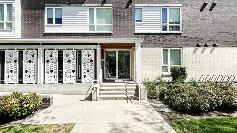 208 4080 YUKON STREET - photo 3 of 27
