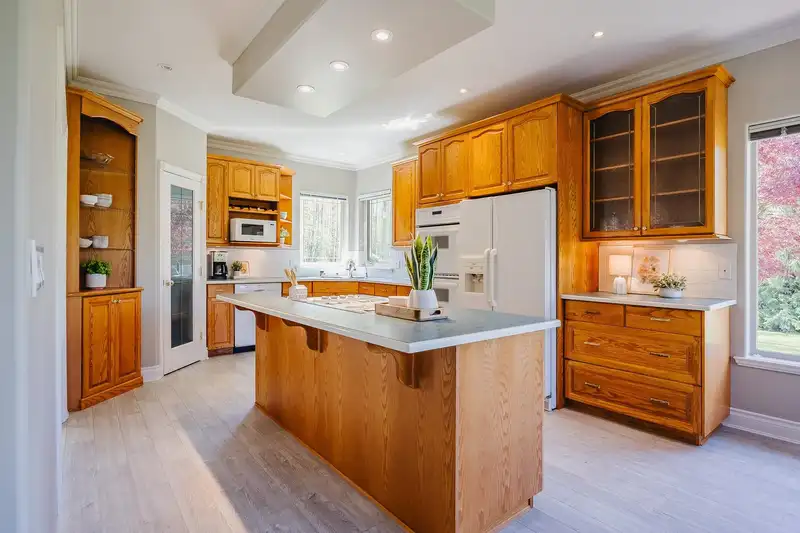 25131 130 AVENUE - photo 3 of 40