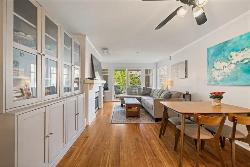 310 1428 PARKWAY BOULEVARD - photo 1 of 39