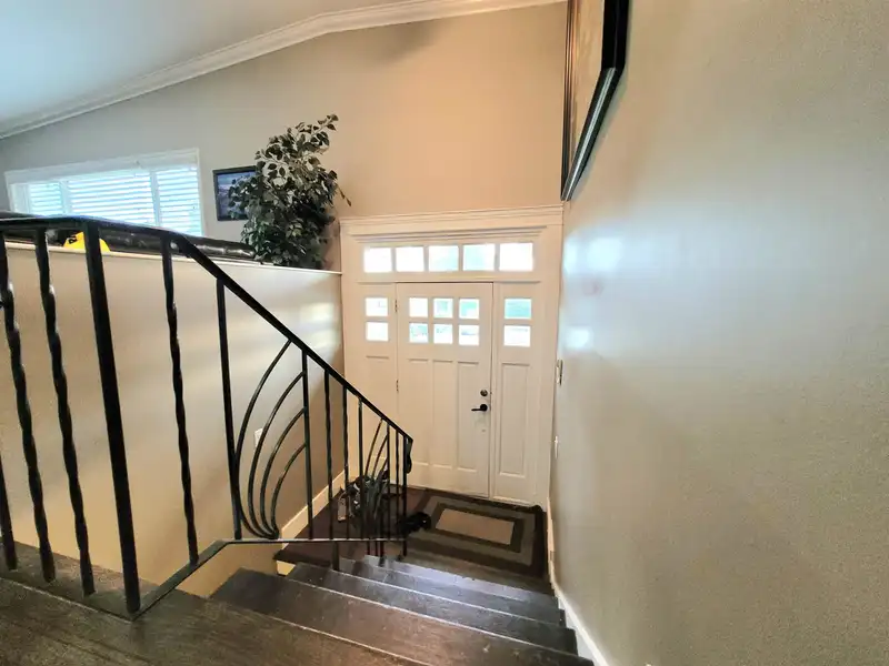 1501 CHARLAND AVENUE - photo 4 of 23
