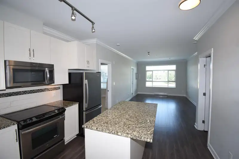 311 20861 83 AVENUE - photo 3 of 18