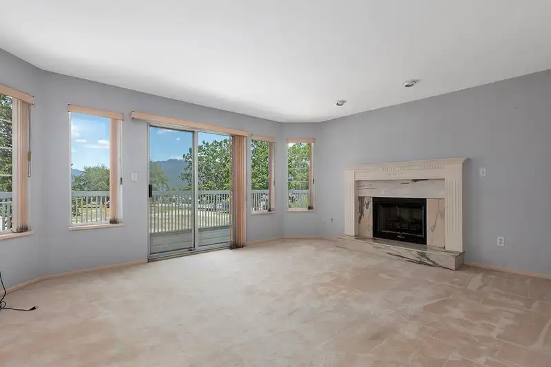 4368 PANDORA STREET - photo 2 of 36