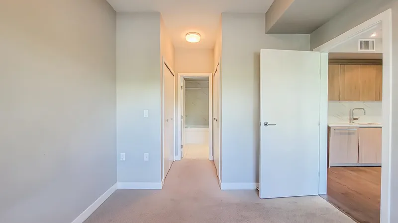 9333-9388 TOMICKI AVE & ODLIN ROAD - photo 4 of 25