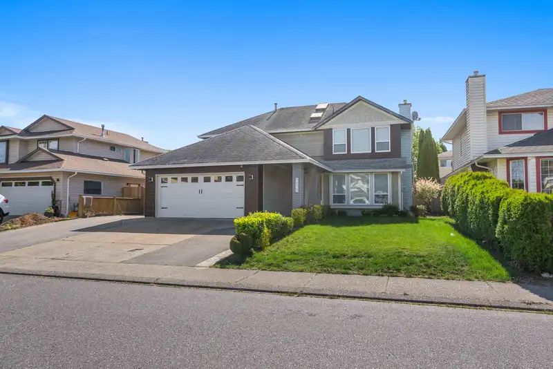 3544 CHASE STREET - photo 4 of 37
