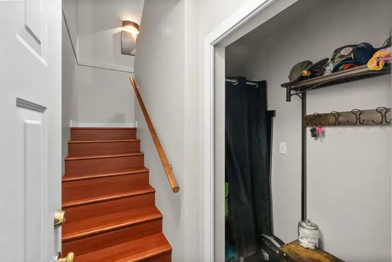 8 2120 CENTRAL AVENUE - photo 3 of 32