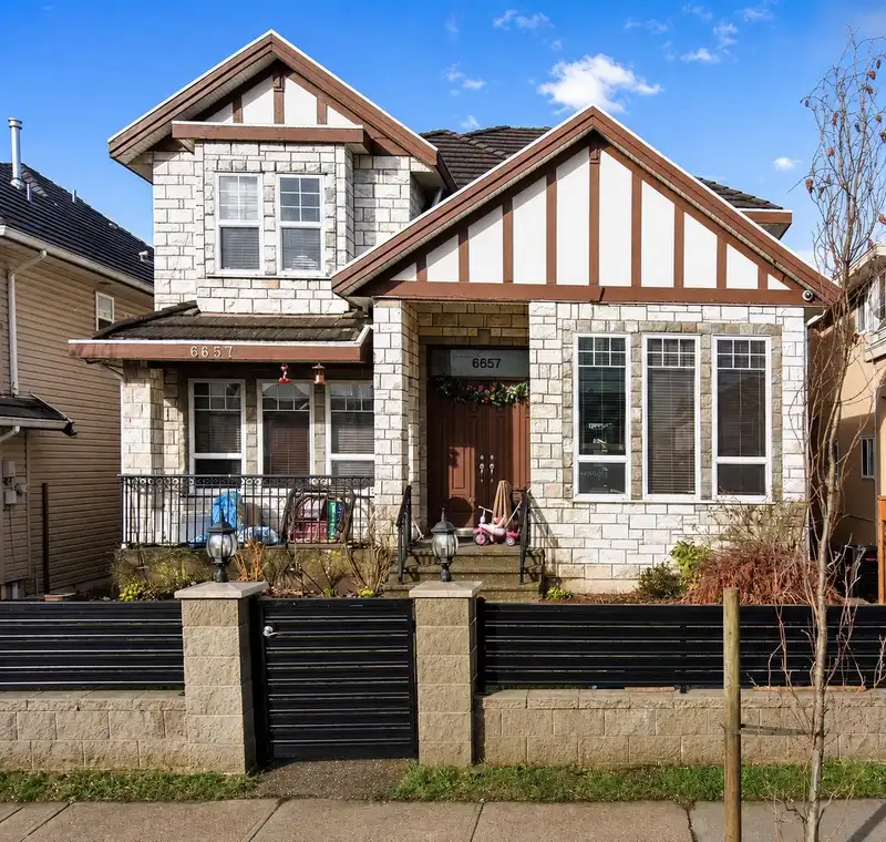 6657 128 STREET - photo 1 of 1