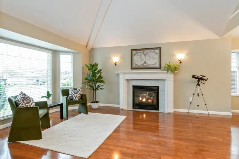 4552 217A STREET - photo 4 of 34