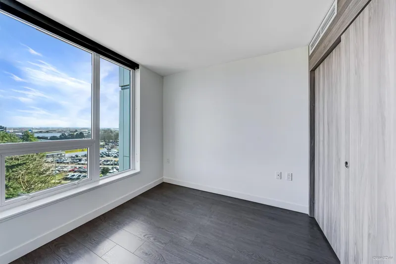 905 433 SW MARINE DRIVE - photo 2 of 25